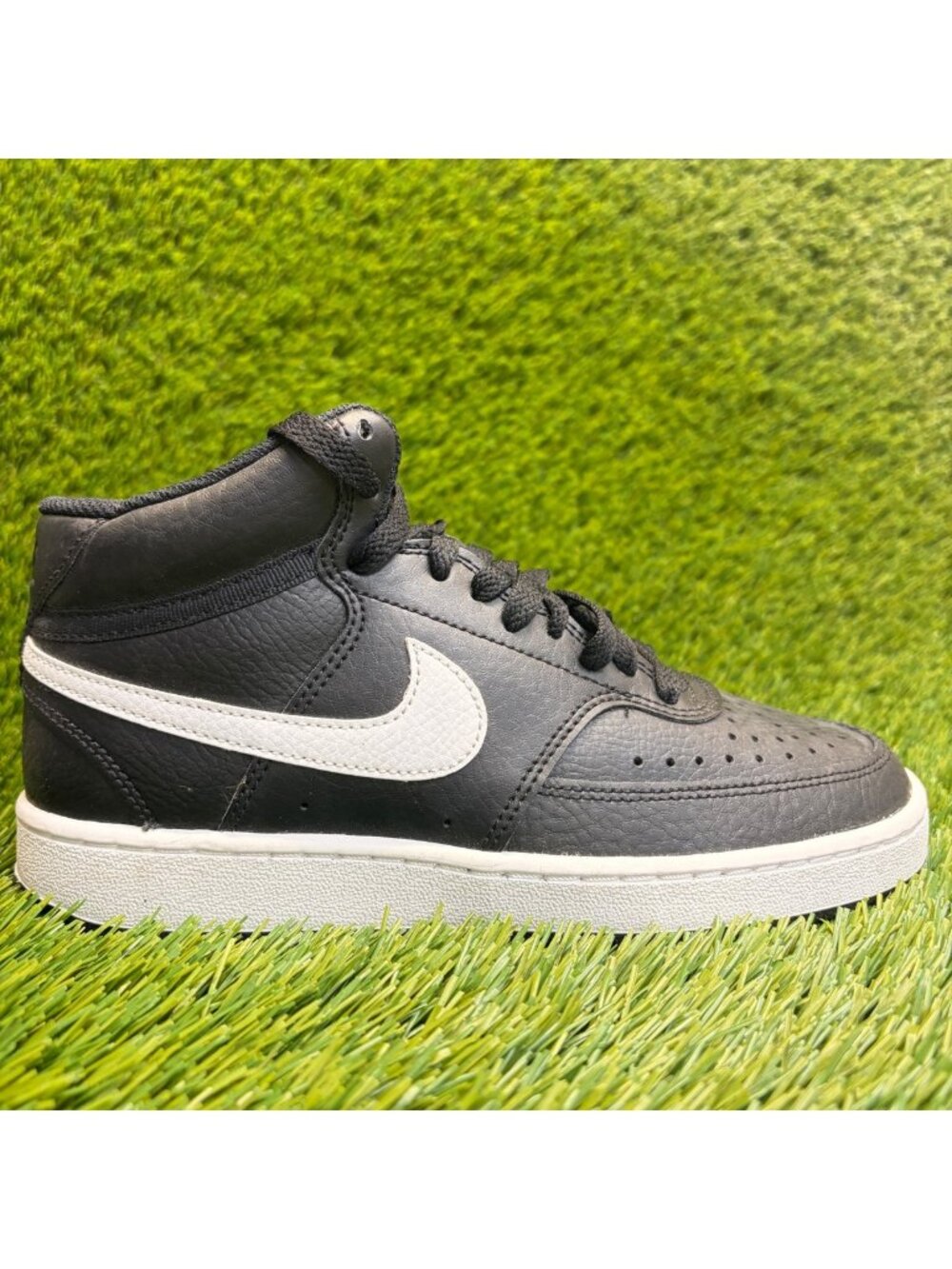 Nike Court Vision Mid Womens Size 6 Black Athletic Basketball Shoes Sneakers